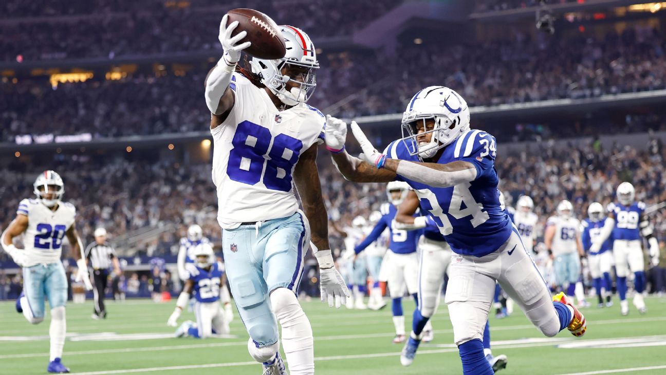 CeeDee Lamb of the Dallas Cowboys celebrates after scoring a News Photo  - Getty Images