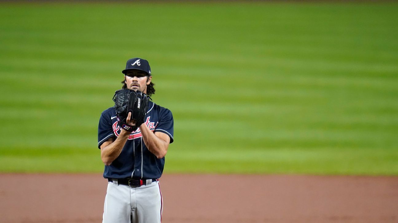 Does vet Cole Hamels have anything left to help out Marlins