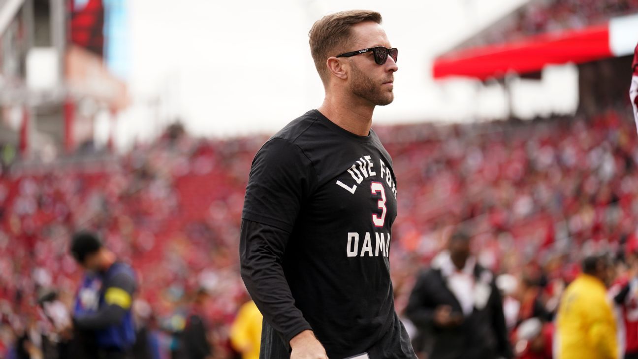 Former Arizona Cardinals Coach Kliff Kingsbury Being Inducted Into