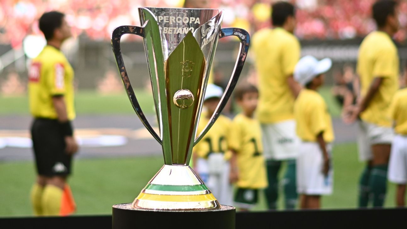 Flamengo e Corinthians duelam na Supercopa Rei: CBF confirma data e local da decisão emocionante