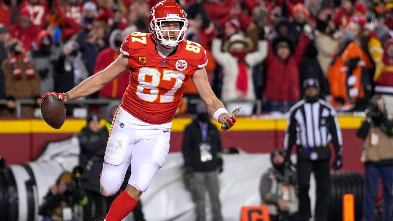 Best Super Bowl WR Prop Bets: Travis Kelce & DeVonta Smith