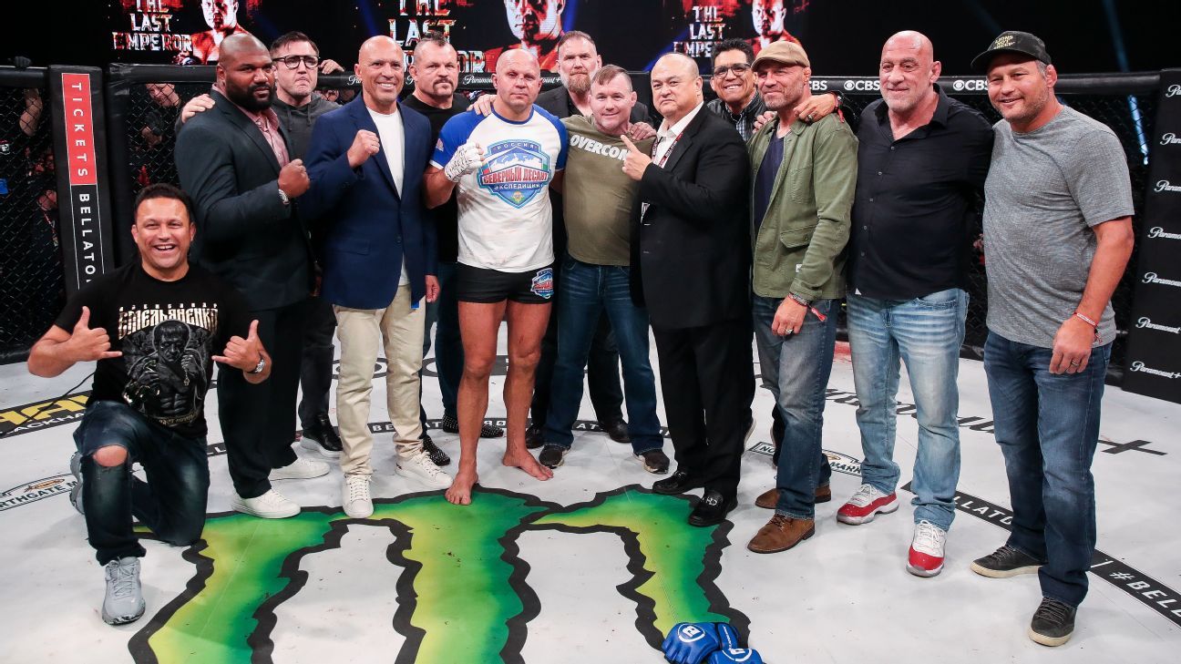 Fedor se recupera de knockdown e nocauteia ex-campeão em 48