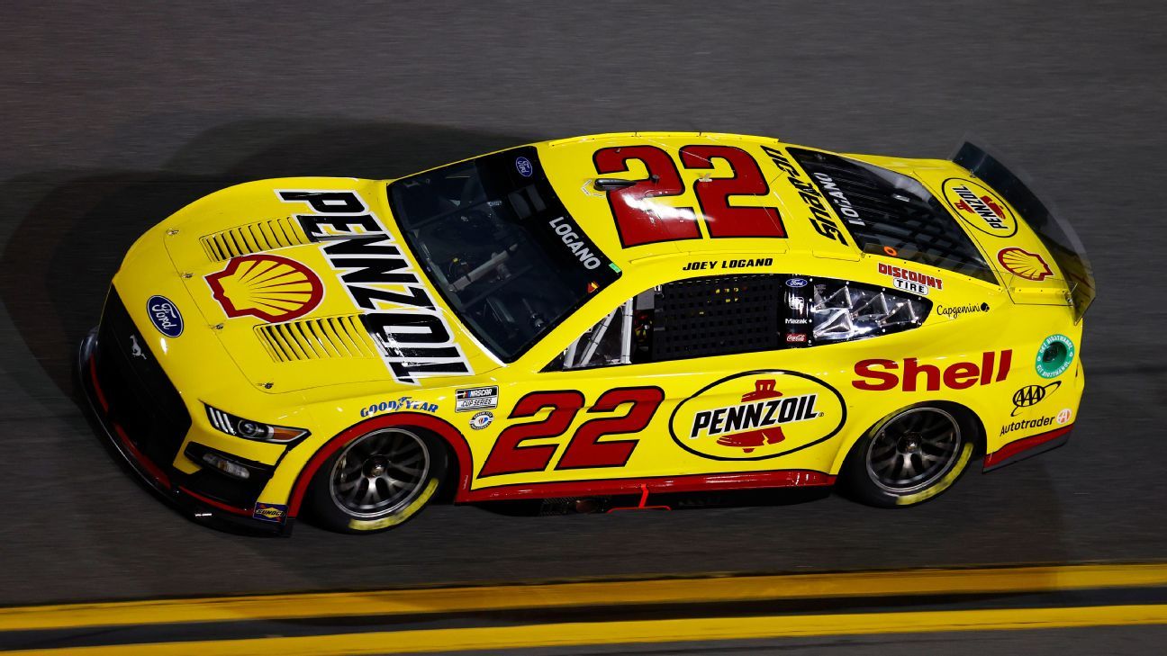 Logano wins Daytona qualifier; Smith into 500