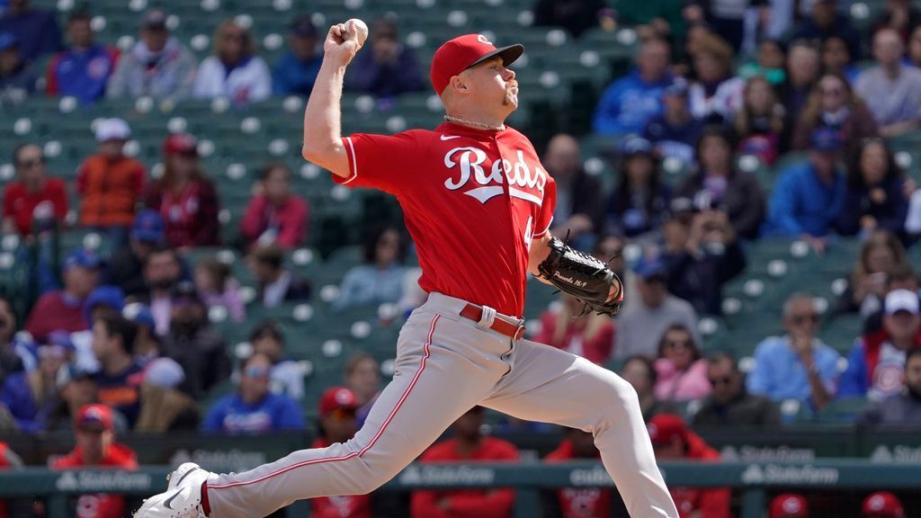 Cincinnati Reds trade Chase Anderson to Tampa Bay Rays, per report