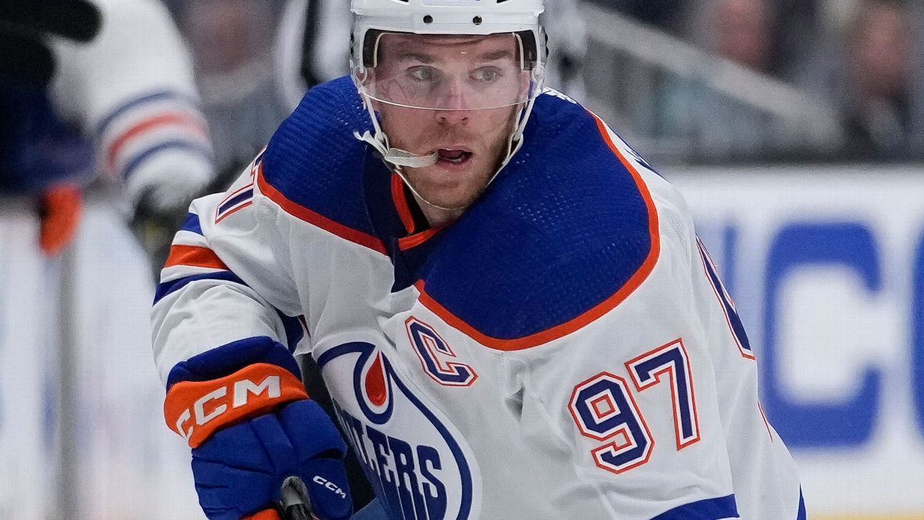 McDavid 1st player in 27 years to pass 150 points