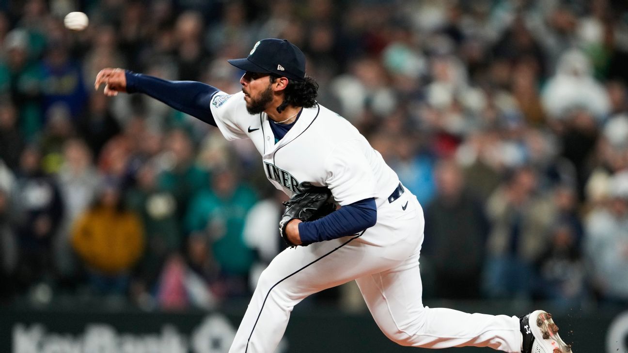 Mariners put righty reliever Muñoz on 15-day IL