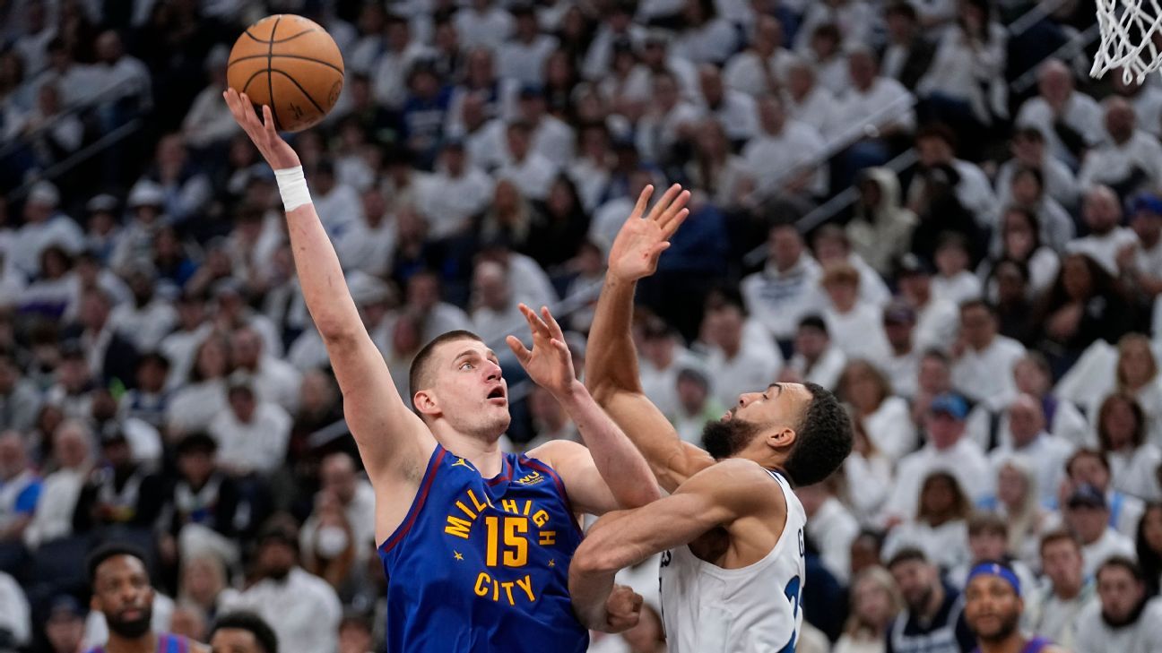 Nuggets rollen in Game 3 en concentreren zich op het voltooien van de Coyotes-sweep