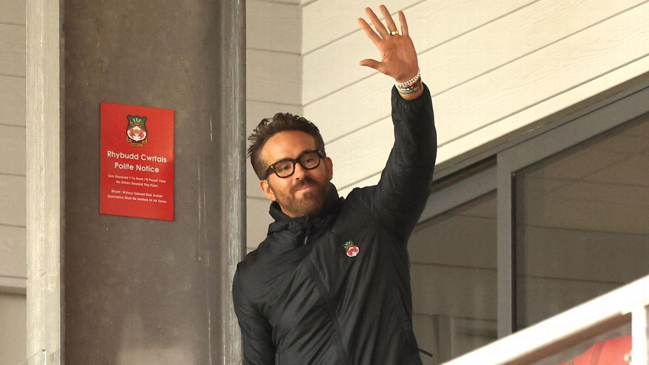 Ryan Reynolds Will Not Try to Buy the Ottawa Senators NHL Team