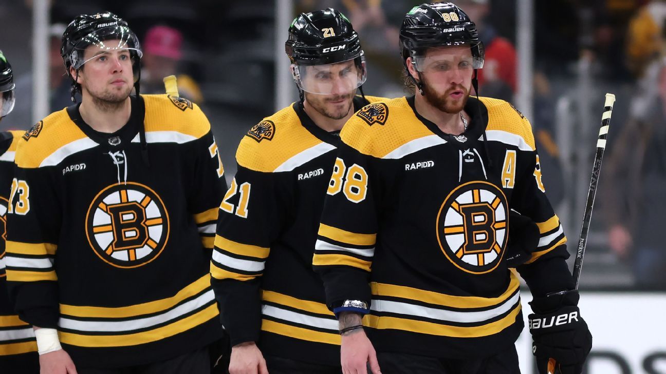 Top 10 Boston Bruins Uniforms Of All Time - Page 2