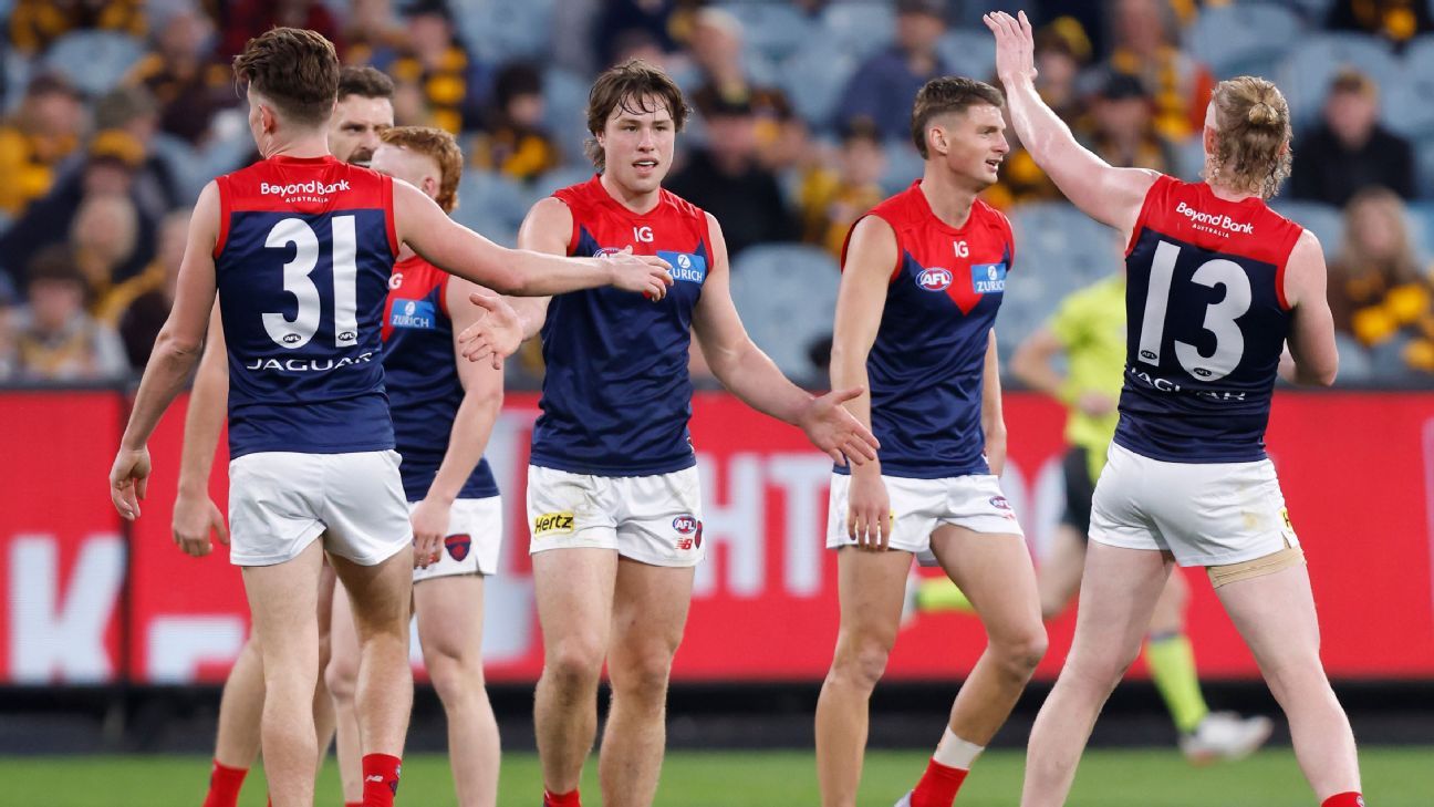 AFL Round 9 Demons brush off Hawks, extend winning streak