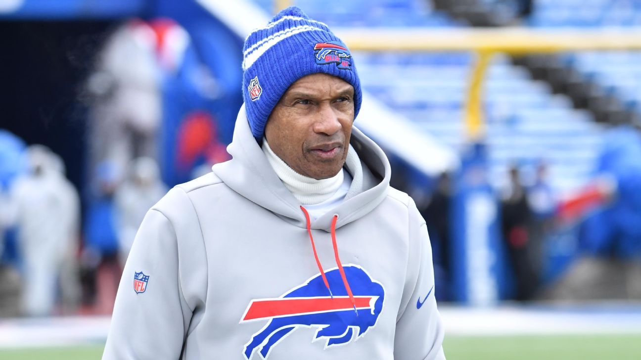 Bills coordinator Leslie Frazier helps young coaches advance – WJBF