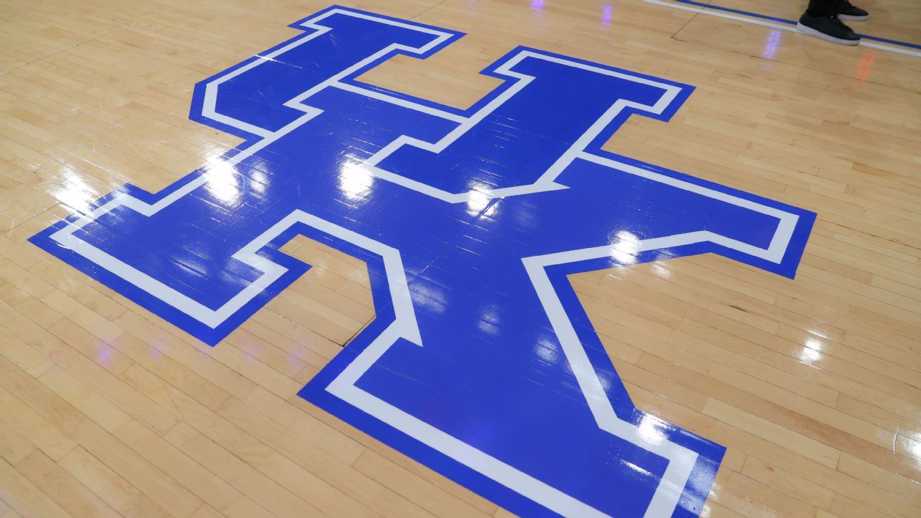 Kentucky hires Baylor’s Brooks as associate HC