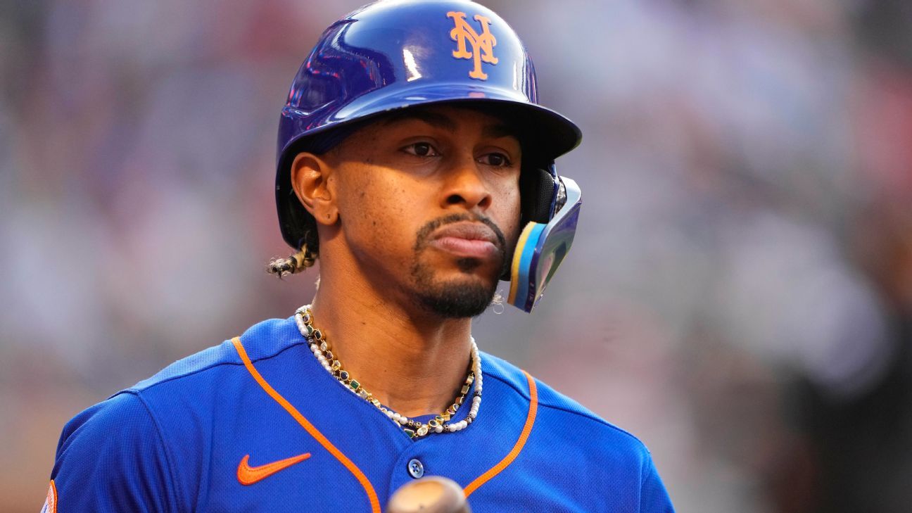 Mets' Lindor exits early with flu-like symptoms