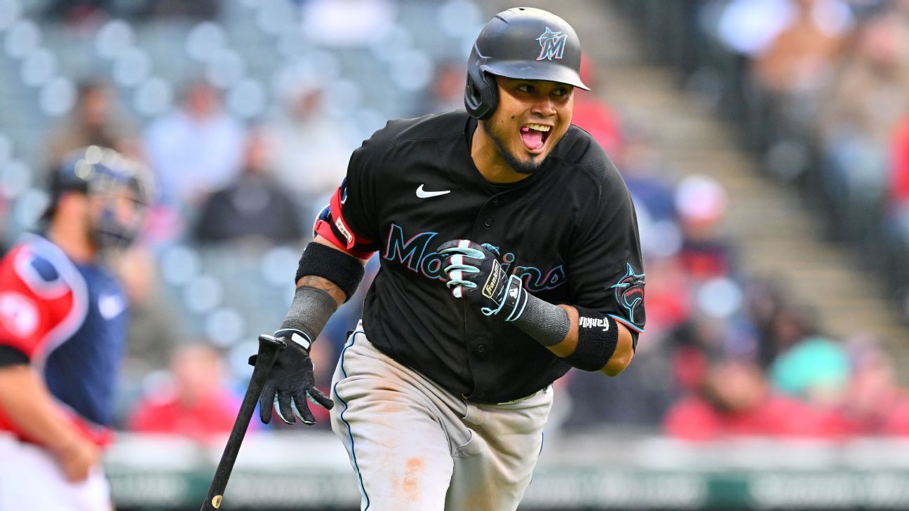 PHOTOS: the Marlins Played the Yankees in Their New Ballpark