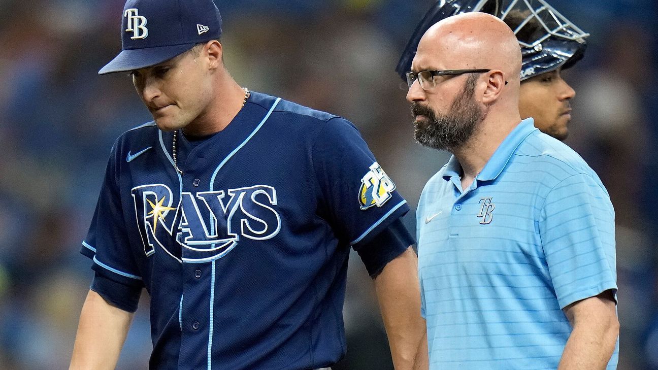 Rays' McClanahan (back) won't start until Friday