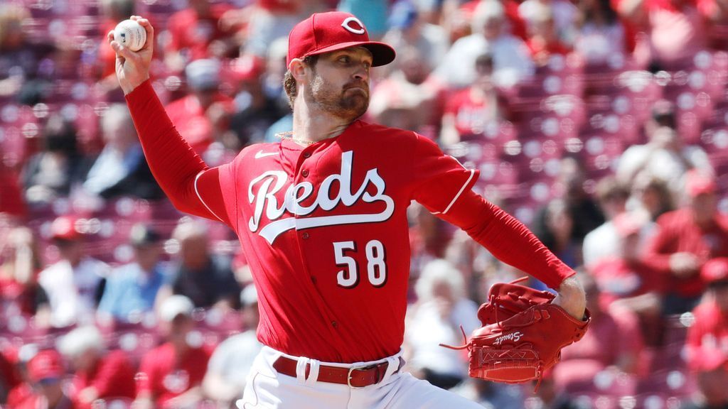 reds-augment-streaking-offense-with-pitching-help-from-triple-a-espn