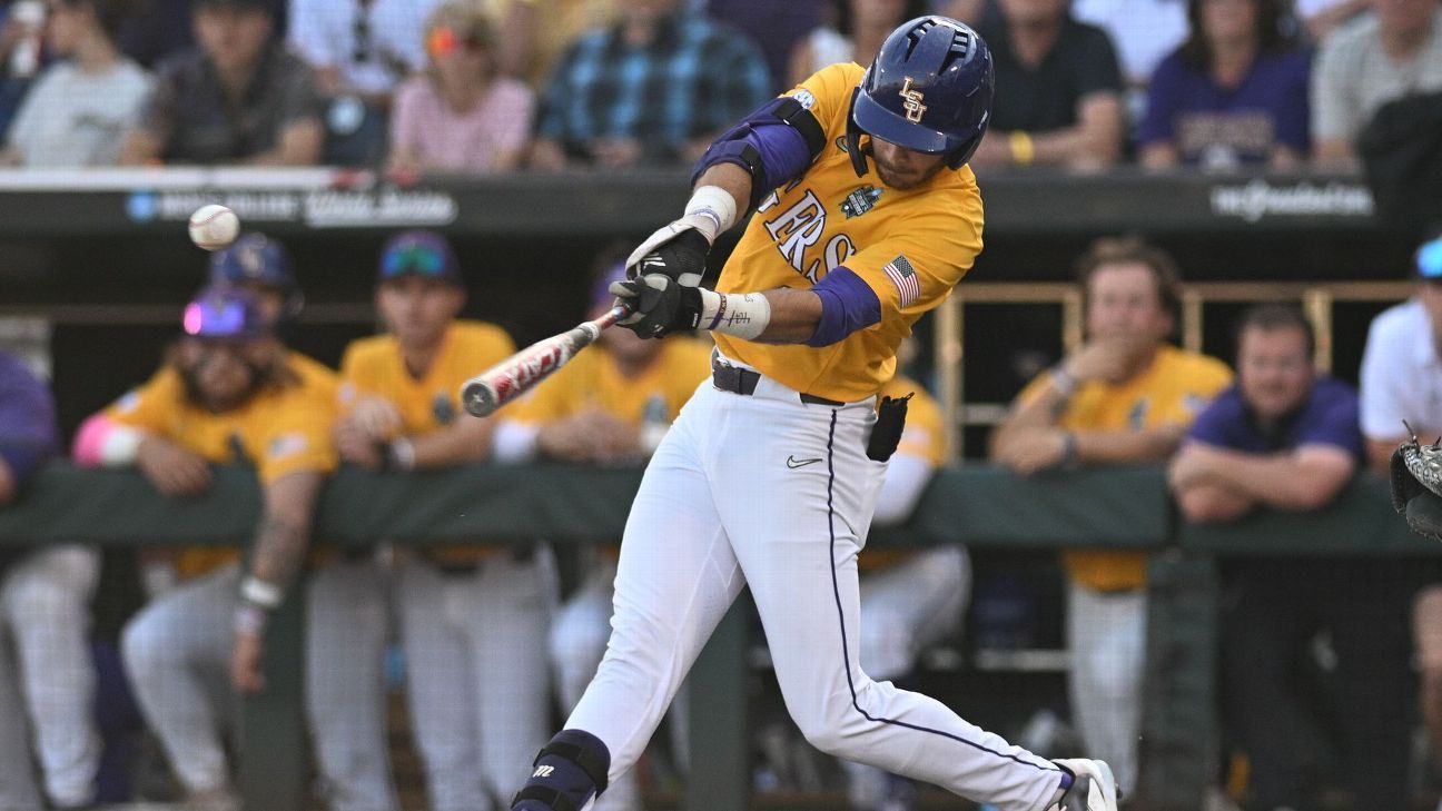 College baseball: USM wins twice to stay alive in NCAA tournament