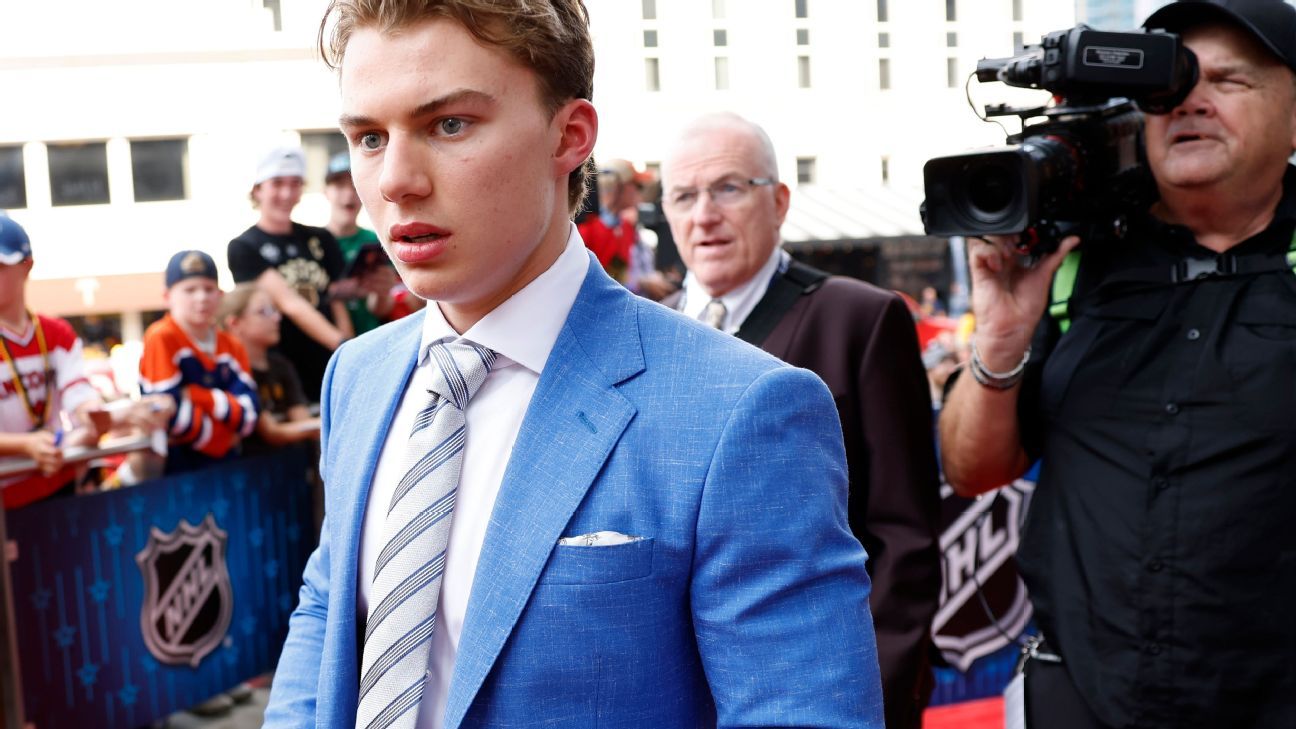Bedard the Blackhawk: Connor goes No. 1 overall