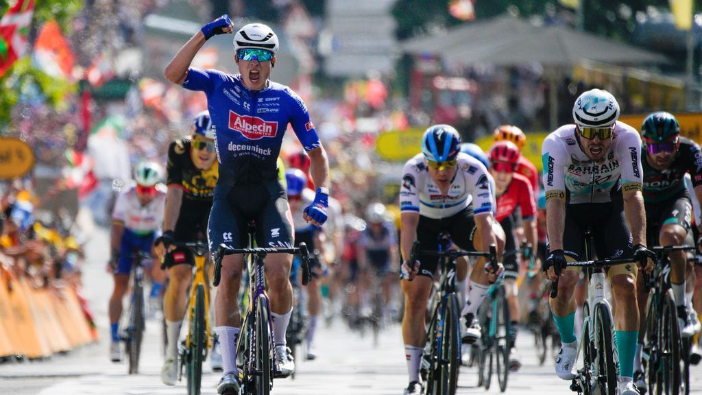 Jasper Philipsen wins his 4th stage of Tour de France - Vimarsana News