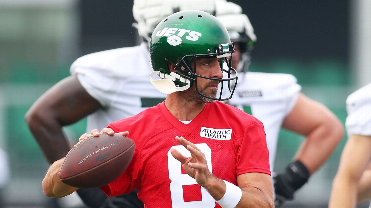 Aaron Rodgers starts 'different' Jets training camp with patient