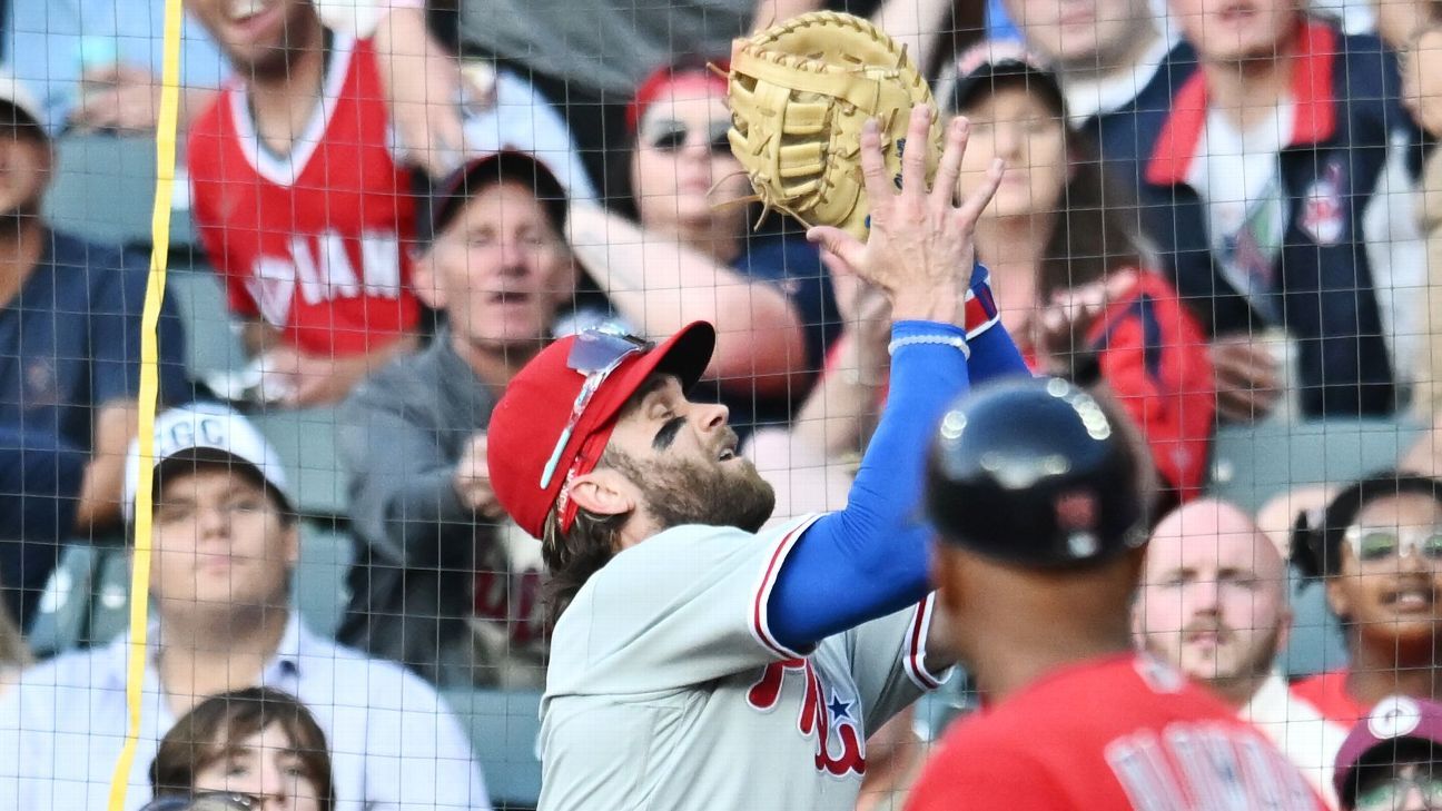 Phillies Star Bryce Harper Makes Catch Tumbling Into Photo Pit in First  Career Start at First Base