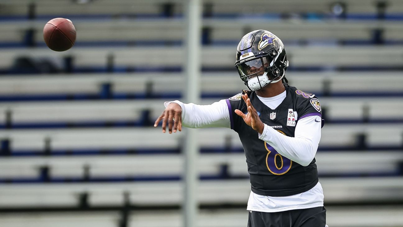 Lamar Jackson runs, passes the Baltimore Ravens past the