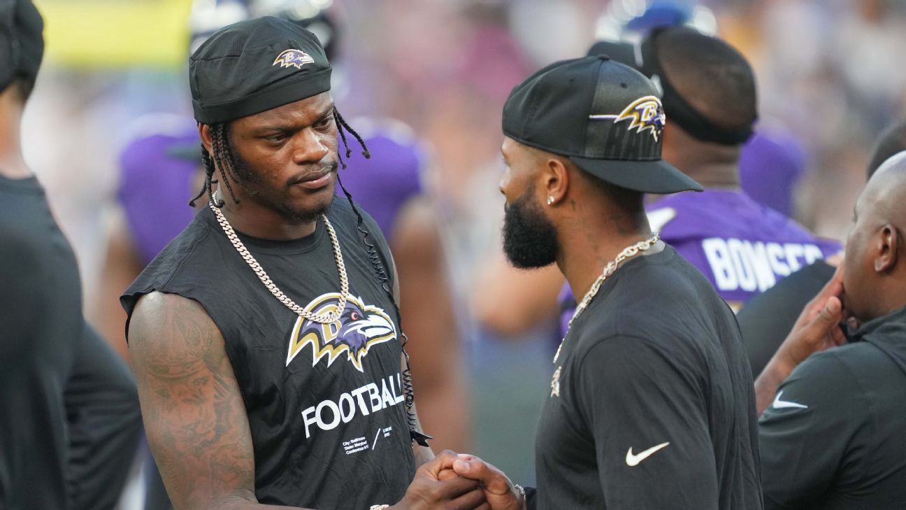 Odell Beckham Jr. chats with Lamar Jackson after Ravens signing