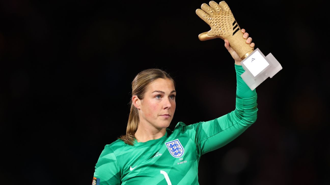 England's Earps questions Nike over goalkeeper shirt statement