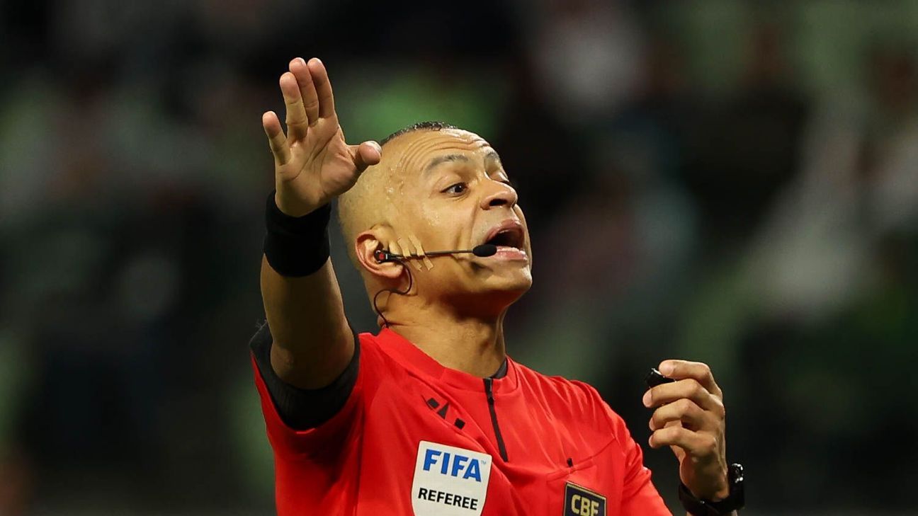 OPINIÃO: erros protocolares do VAR no Brasileirão masculino e feminino marcam o final de semana