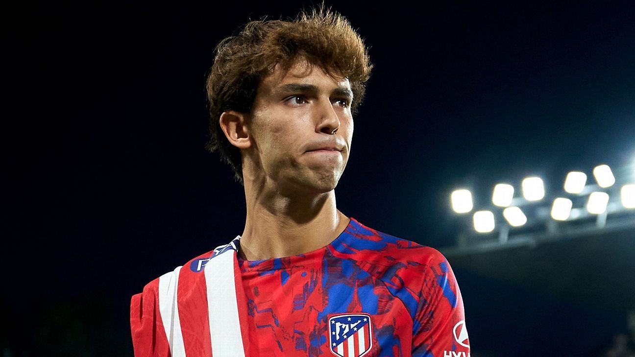 Barcelona contrata João Félix e João Cancelo por empréstimo no último dia