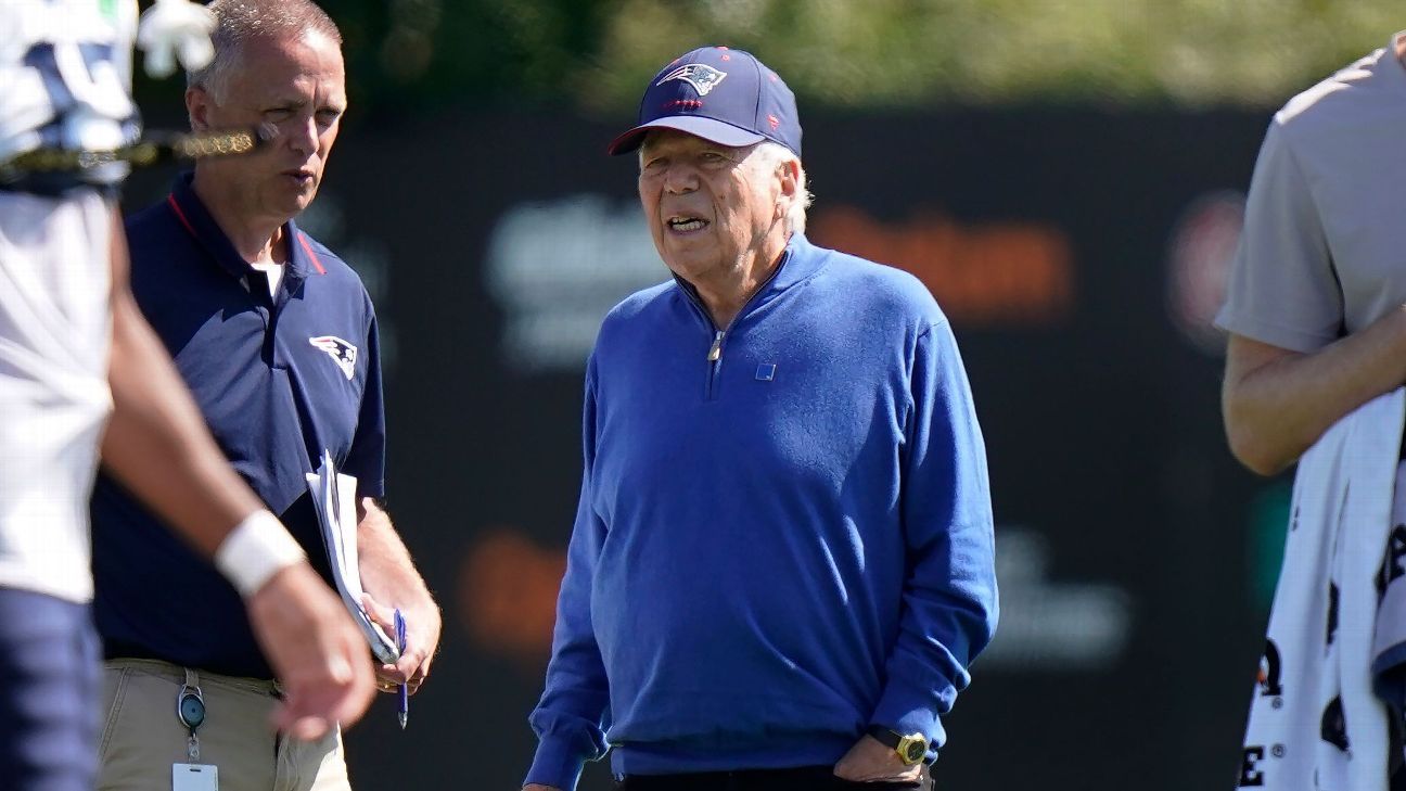 How Patriots will honor Tom Brady in Bucs game, per Robert Kraft – NBC  Sports Boston