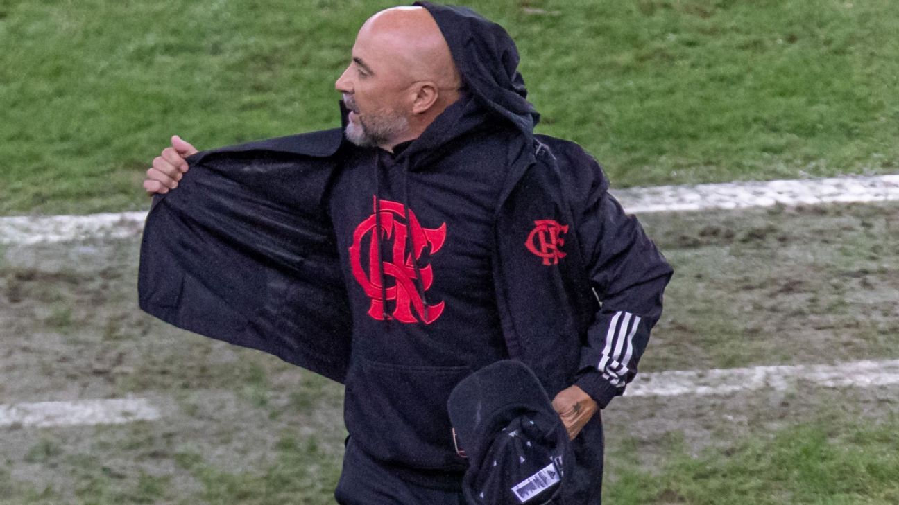 Presidente do Flamengo analisa trabalho de Sampaoli: Você se expõe, mas...