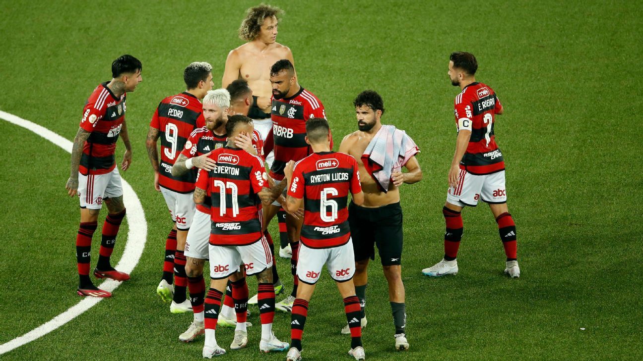 Pedro Ivo diz que diretoria do Flamengo não tem coragem para reformular e critica elenco: Acomodado