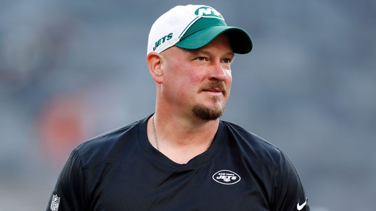 Jets want to 'salvage' Zach Wilson with GM Joe Douglas on the hot