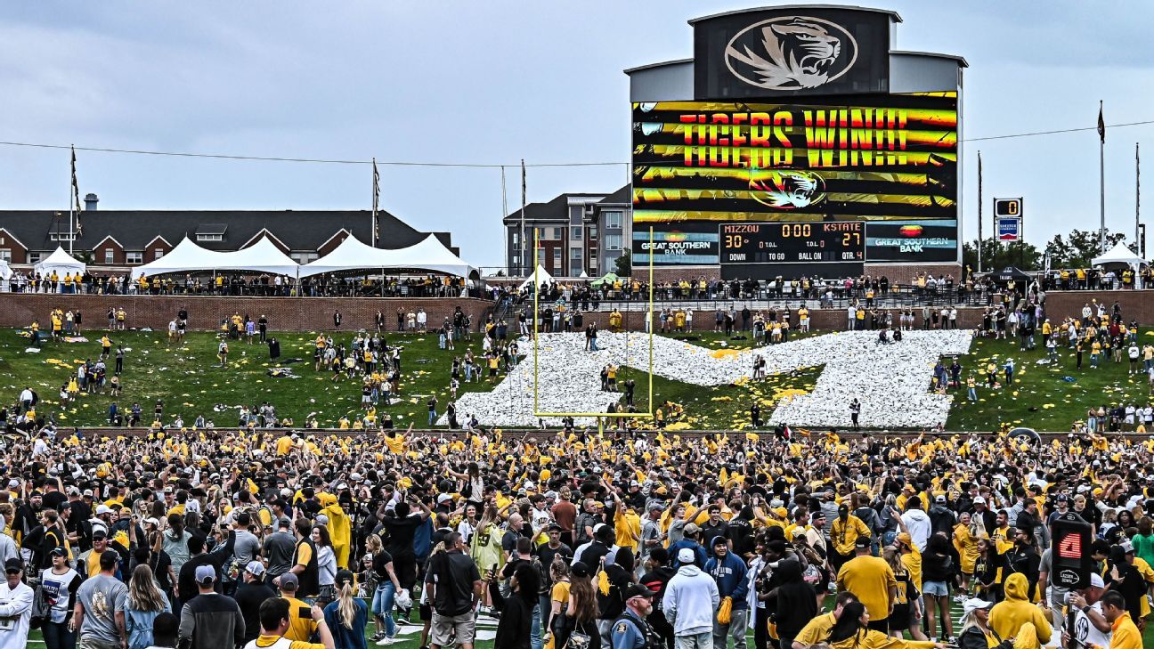 Missouri fined $100K under new SEC policy after fans rush field - ESPN