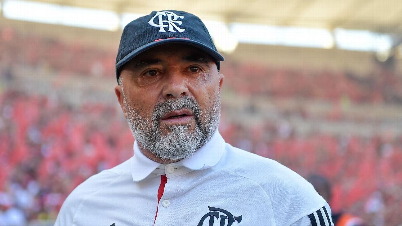 OPINIÃO: Convertido num time sem alma, resta ao Flamengo se reencontrar quando menos se espera