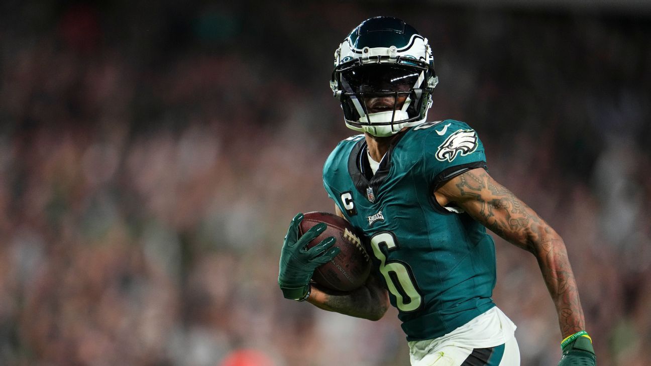 Philadelphia Eagles vs. Tampa Bay Buccaneers Inside The Numbers: Who Has  Edge on MNF? - Sports Illustrated Philadelphia Eagles News, Analysis and  More