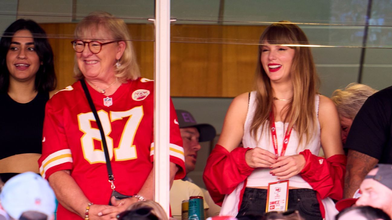Top-selling NFL jerseys: Taylor Swift ties spike Travis Kelce's