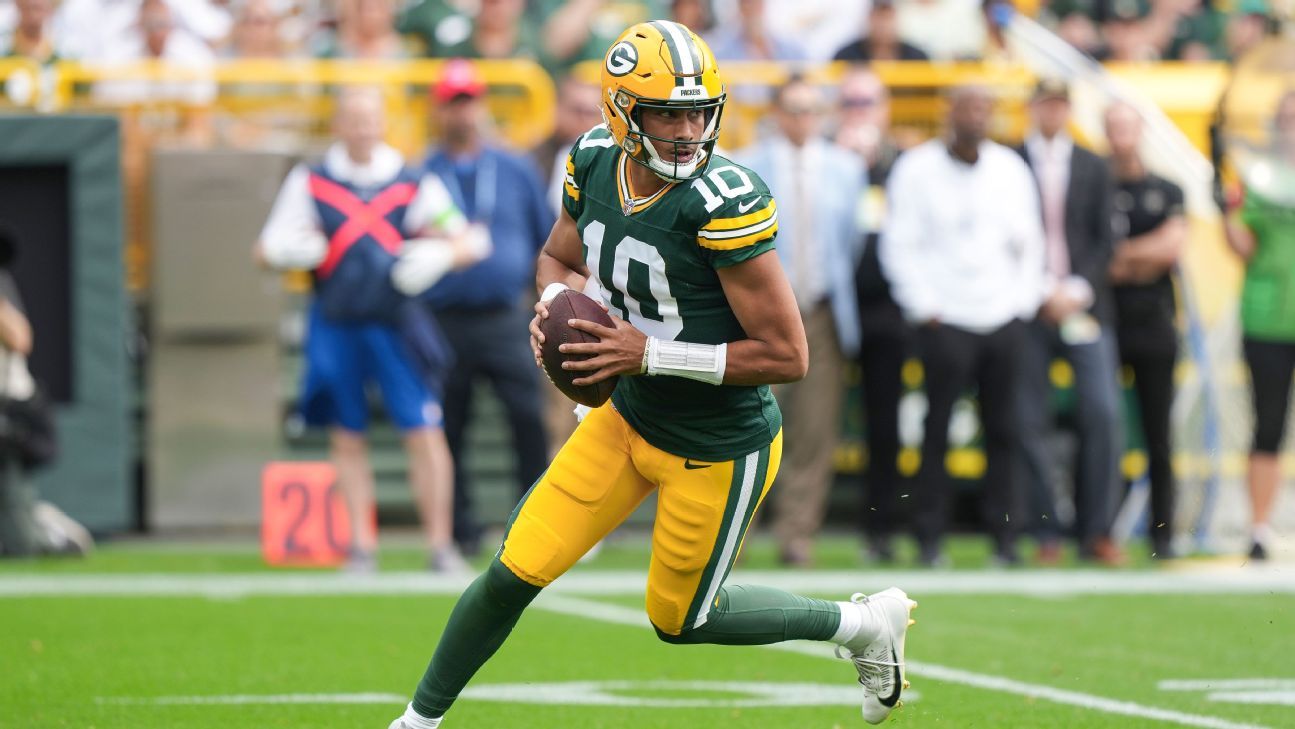 What Channel Is the NFL Game Tonight? Lions and Packers Face Off on  Thursday Night Football in Week 4