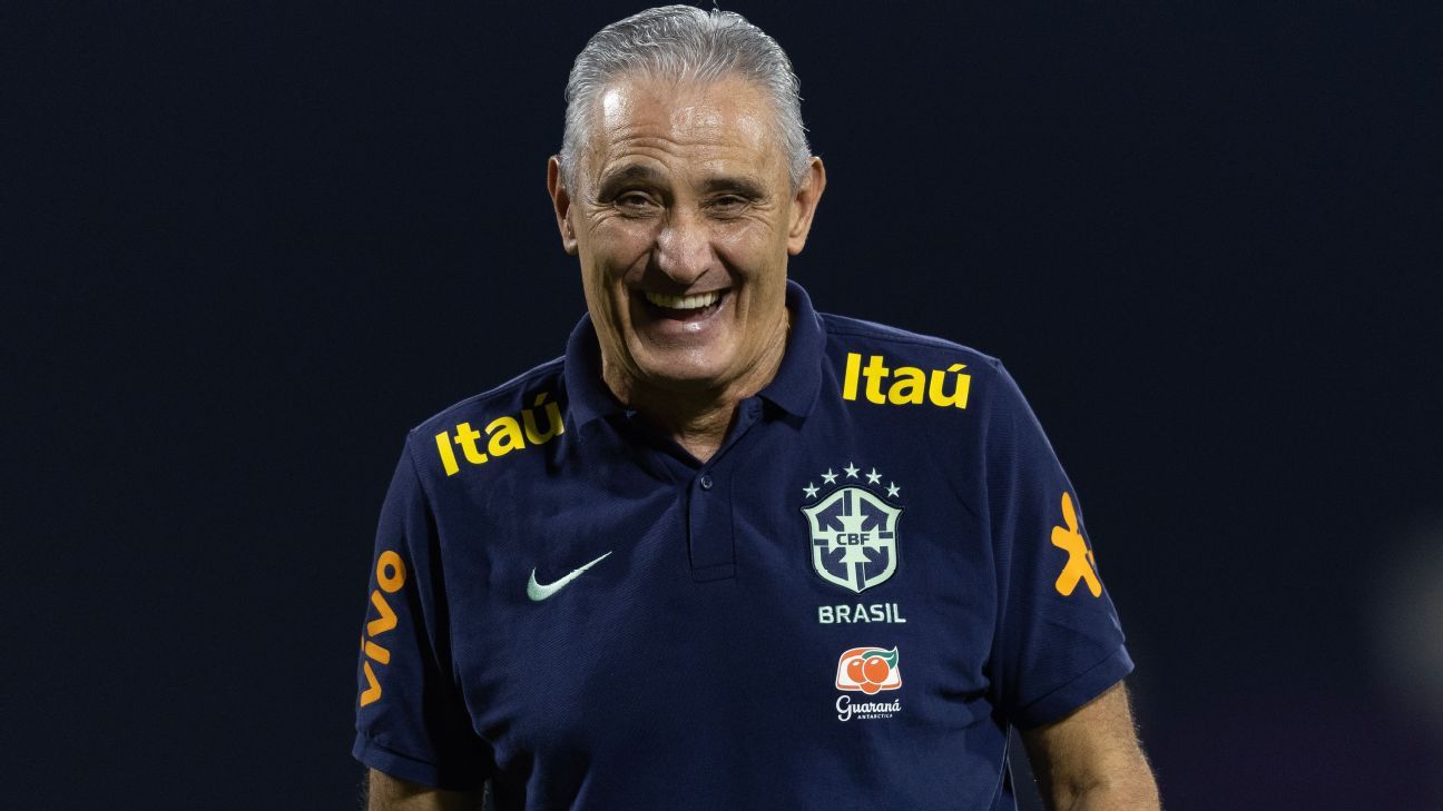 Negociação por valores arrasta conversa, e Flamengo adota paciência em tentativa de acerto com Tite