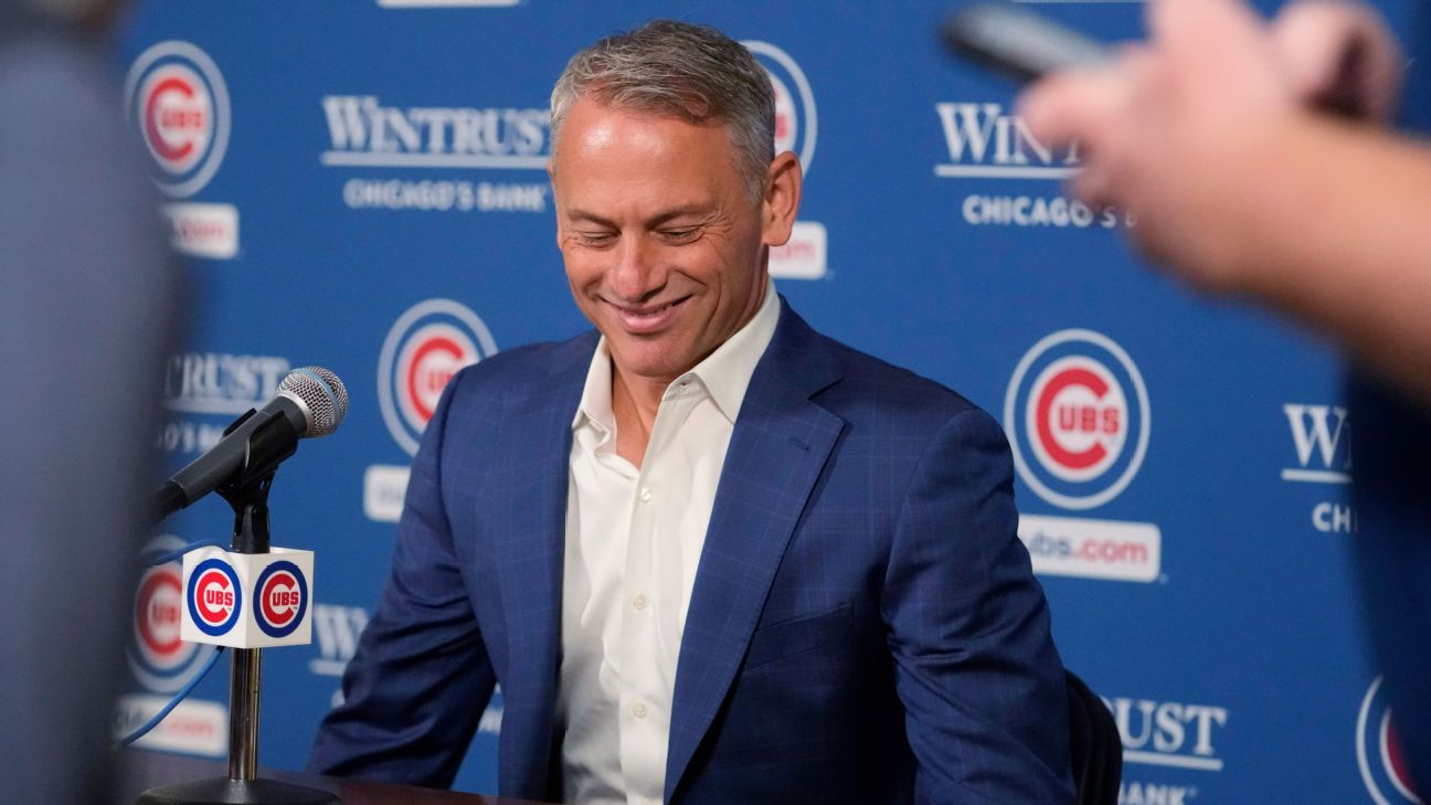 Cubs' Jed Hoyer 'pleased' with job David Ross did managing team