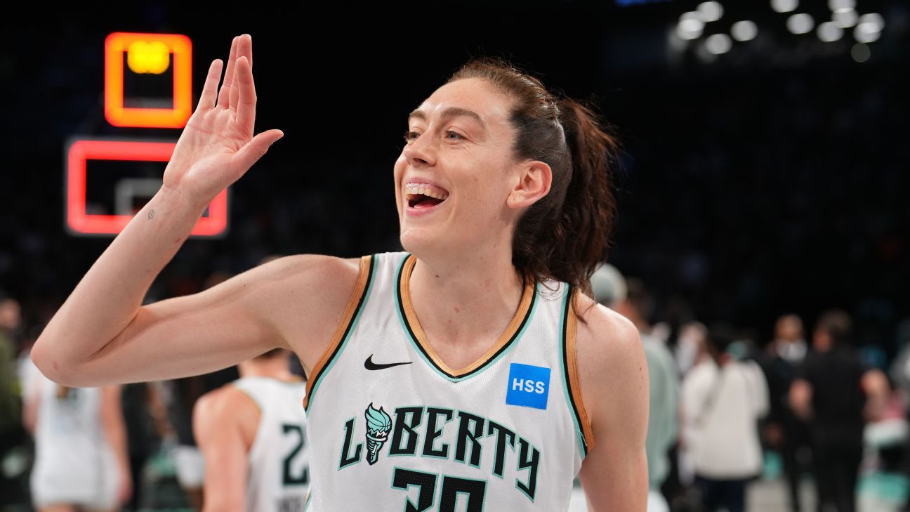 Breanna Stewart 1 of 3 unanimous All-WNBA First Team picks