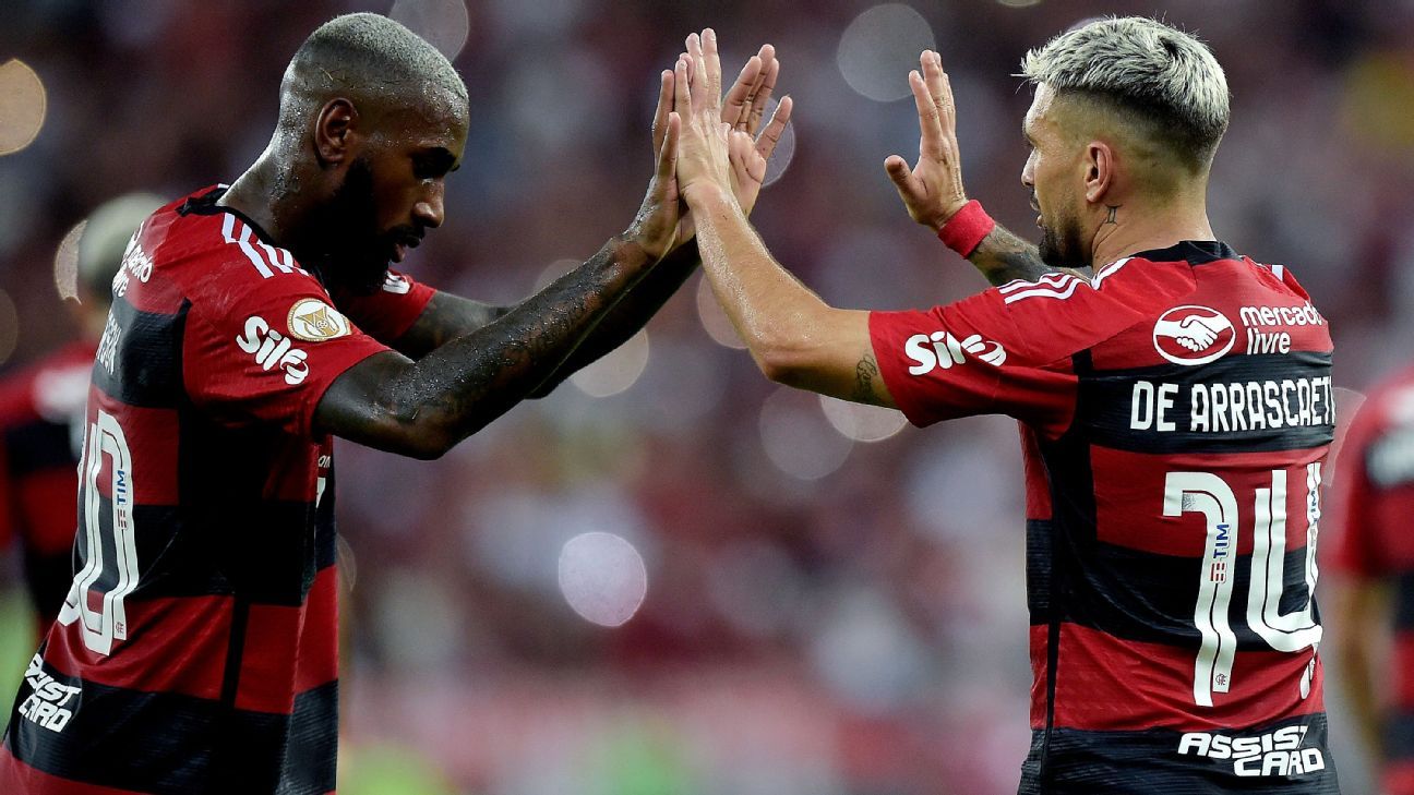 Flamengo vai avaliar Gerson e Arrascaeta e deve relacionar dupla para enfrentar o Cruzeiro na estreia de Tite