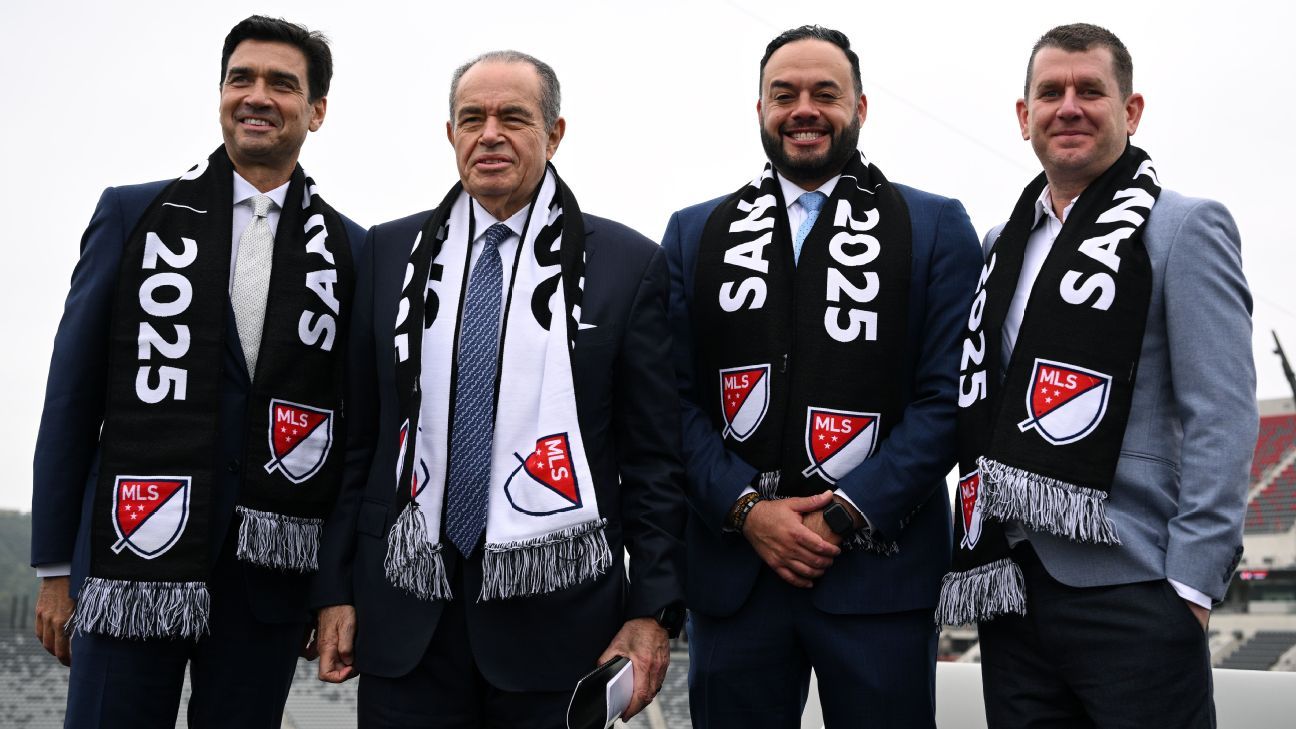 Le San Diego FC dévoile son nom et son image de marque lors d’un événement au Snapdragon Stadium