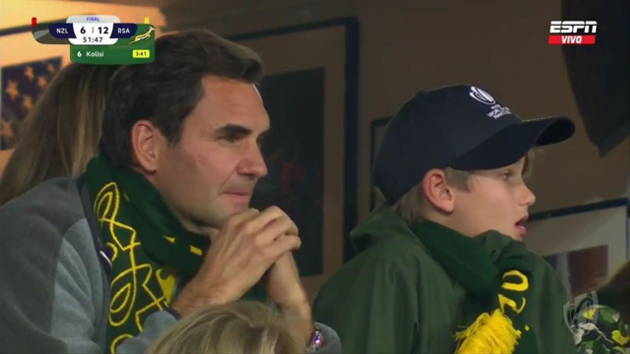 Roger Federer Cheering for South Africa in the Rugby World Cup Final