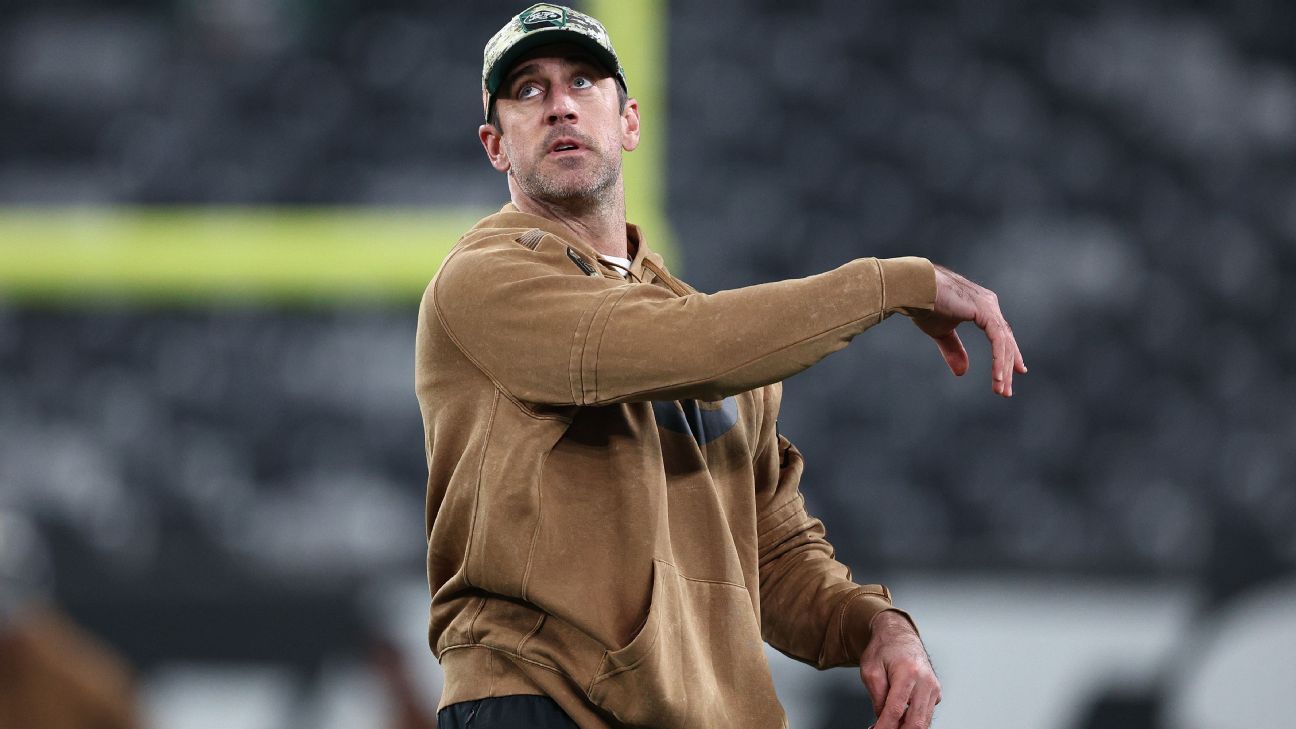 Aaron Rodgers of Jets Teases Potential Return Timeline – ‘In Just a Few Short Weeks’