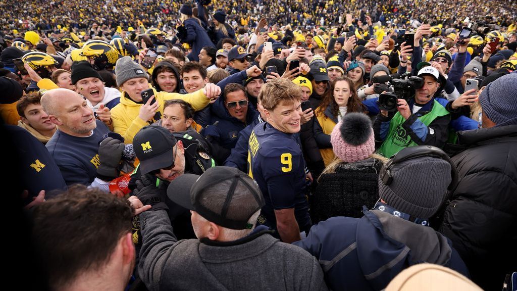 Michigan versloeg Ohio State voor zijn derde overwinning op rij in de rivaliteit