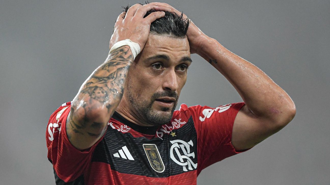 Arrascaeta culpa trocas de técnicos no Flamengo, joga a toalha por título e desabafa: Sabíamos que era final