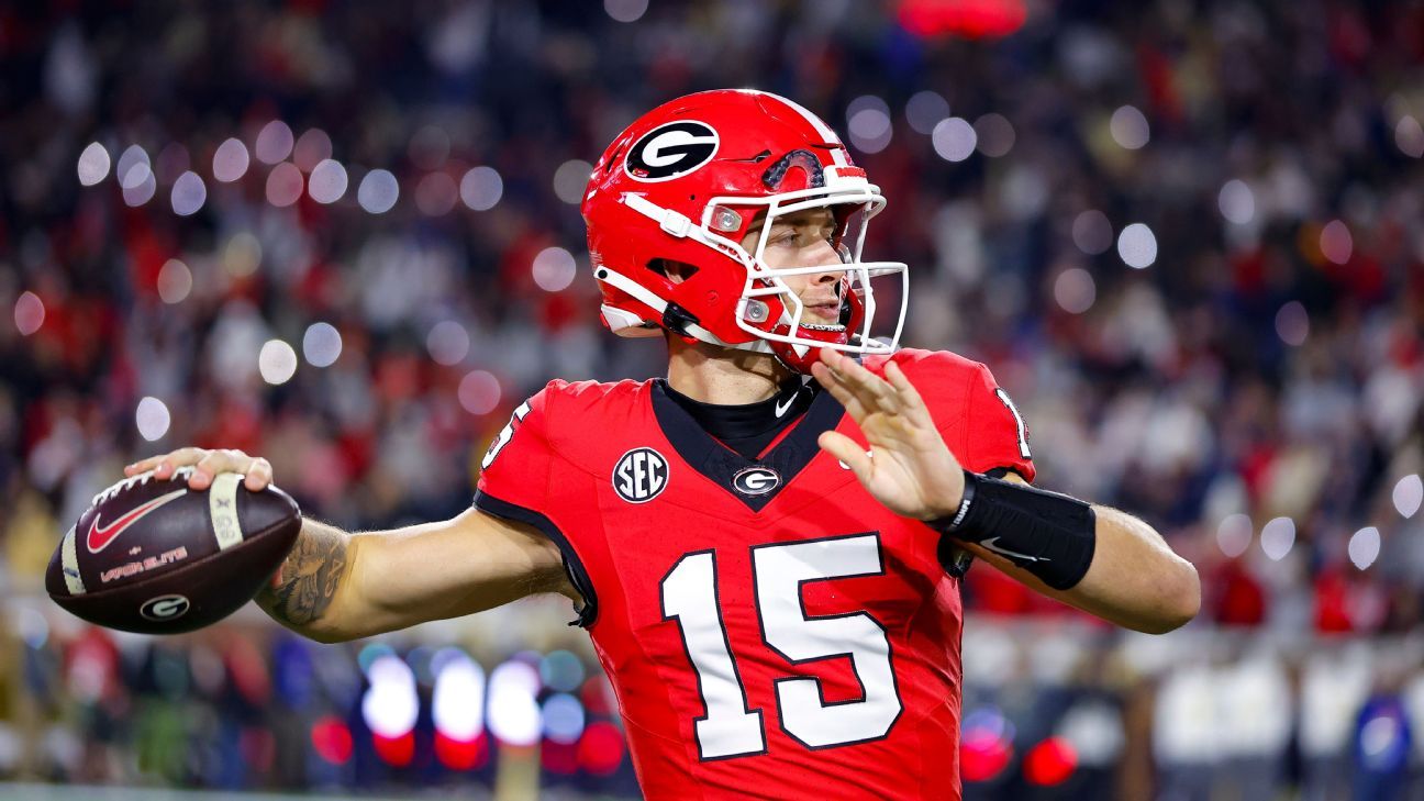 Dawg stays: QB Beck says he's returning to UGA