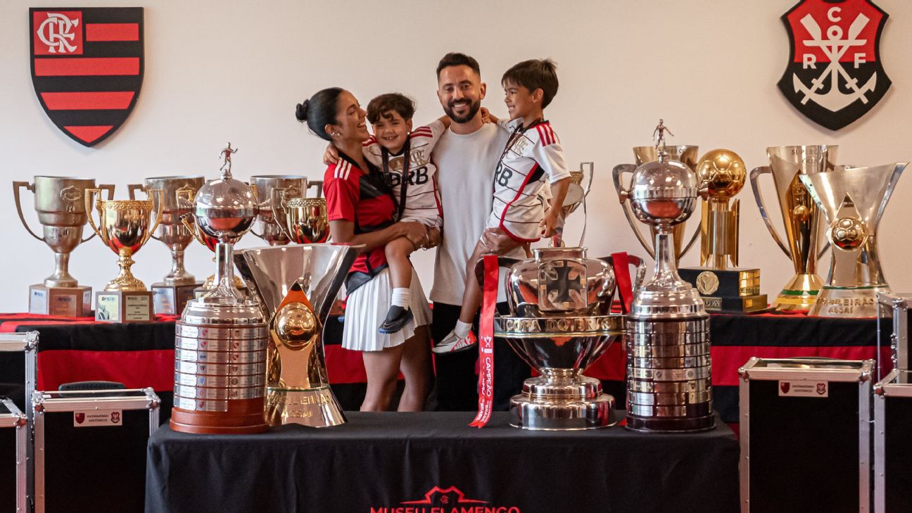 Flamengo divulga novo dono da camisa 7 após saída de Everton Ribeiro; veja o escolhido